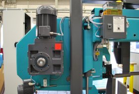 Präzise, stufenlose Vorschubwerte