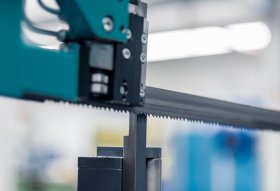 Ausgezeichnete Schnittleistung Auto-Feed-Control (AFC)
