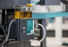 Minimalschmierung für nahezu trockene Sägeschnitte