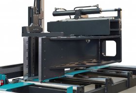 Available with material infeed gripper system