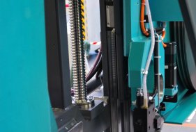 Switching from rapid to pre-set feed rate