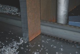 Suitable for up to 67 mm / 2.6“ saw bands