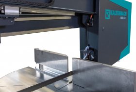 Precise setting of cutting angle