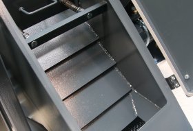 Effective removal of dust and scale from abrasive