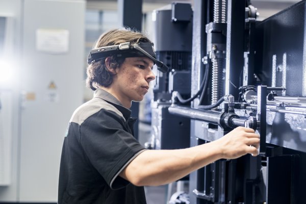 KG-1126-Beschäftigter Service - Field Engineer (Bayern und angrenzende Bundesländer) (m/w/d) 