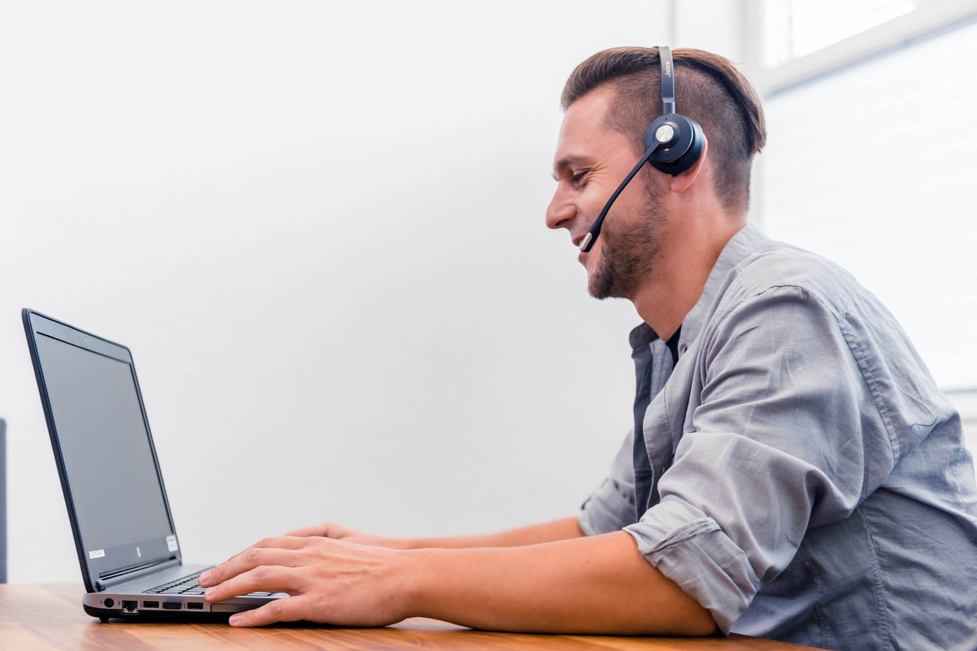 KG - 1106 - Mitarbeiter Service - Field Engineer (m/w/d) - Region Süddeutschland / vereinzelt International (Wohnort in Baden-Württemberg oder Bayern)