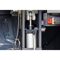 Hydropneumatischer Sägeblattvorschub SKL 